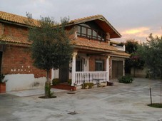 Venta Casa rústica en villa alegre de la barquera 26D Córdoba. 280 m²