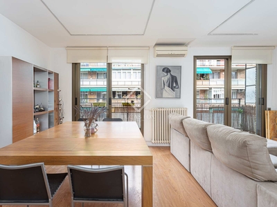 Piso de 101m² con 10m² terraza en venta en Les Corts