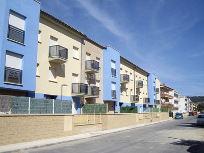 Apartamento en carrer dalia esquinero-pk y piscina en Estartit