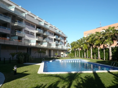 Apartamento en venta en Centro Urbano, Dénia, Alicante