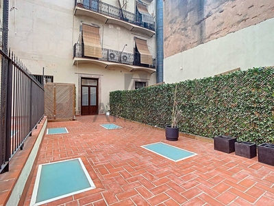Apartamento en venta en El Raval, Barcelona ciudad, Barcelona
