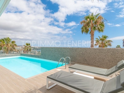 Apartamento en venta en Playa del Duque, Adeje, Tenerife