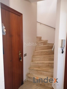 Ático atico duplex de 4 hab 2 baños y terraza 45 metros en Mataró