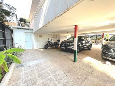 Chalet con 3 habitaciones amueblado con parking, piscina y jardín en Murcia