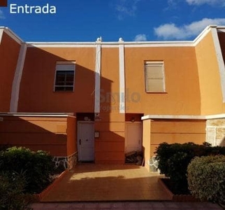 Chalet en venta en El Medano, Granadilla de Abona, Tenerife