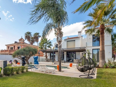 Chalet en venta en Nueva Andalucia, Marbella, Málaga