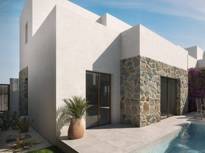 Chalet en venta en Villamartin, Orihuela, Alicante