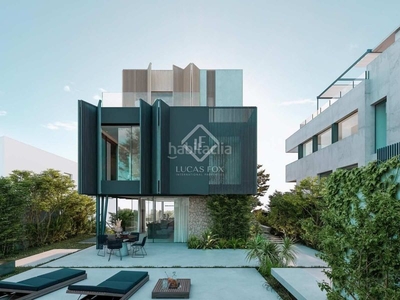 Chalet espectacular casa de obra nueva en ciudad diagonal con vistas y acabados inigualables en Esplugues de Llobregat