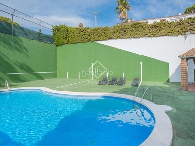 Chalet preciosa villa en venta en una urbanización privada, en Tossa de Mar