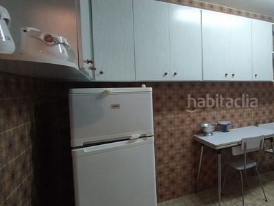 Piso con 4 habitaciones amueblado con ascensor, calefacción y aire acondicionado en Tortosa