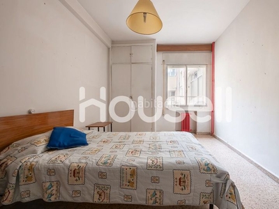 Piso con 5 habitaciones con ascensor y parking en Madrid