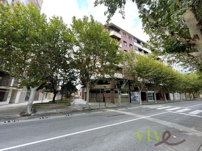 Alquiler de ático en San José de 2 habitaciones con terraza y aire acondicionado