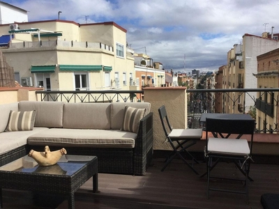 Alquiler de piso en calle De Ponzano de 2 habitaciones con terraza y muebles