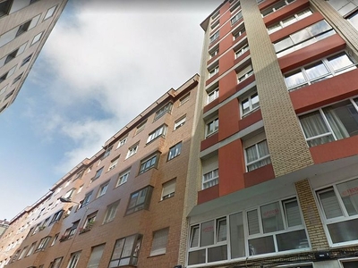 Alquiler de piso en Centro - Gijón de 3 habitaciones con terraza y garaje