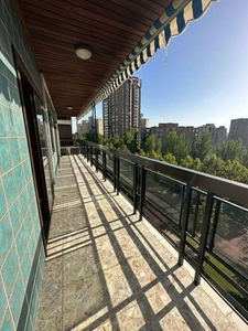 Alquiler de piso en Costillares de 4 habitaciones con terraza y piscina
