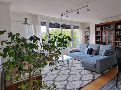Alquiler de piso en Zona Artaza - Sarriena de 2 habitaciones con terraza y garaje