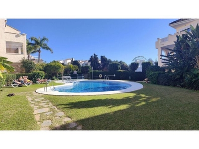 Apartamento en Alquiler en Estepona, Málaga