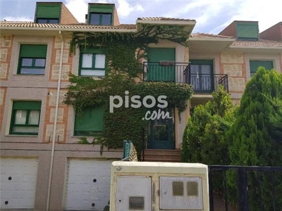 Casa en venta en Calle Señorio de Gusino, nº 14