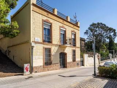Casa unifamiliar 6 habitaciones, buen estado, Can Baró, Barcelona