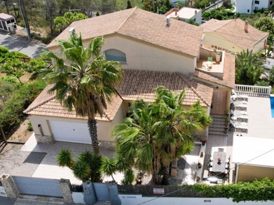 Chalet en venta en Olivella, Barcelona