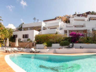 Chalet en venta en Santa Eulalia / Santa Eularia, Ibiza