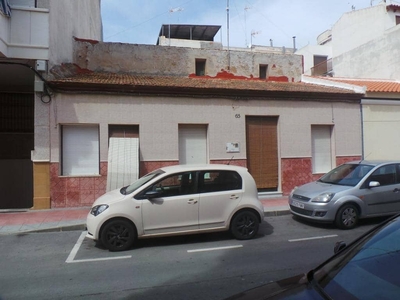Chalet en venta en Zona Pueblo, Guardamar del Segura, Alicante
