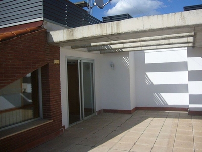 Dúplex en alquiler en Centre Històric - Rambla Ferran - Estació de 2 habitaciones con terraza y garaje
