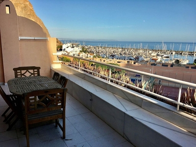 Piso en alquiler en El Puerto de 3 habitaciones con terraza y piscina