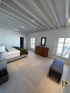 Piso en alquiler en La Llotja - Sant Jaume de 3 habitaciones con terraza y muebles