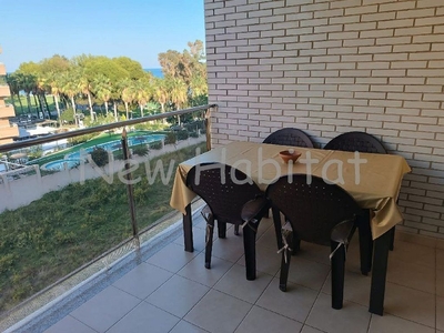 Piso en alquiler en Marina d'Or de 2 habitaciones con terraza y piscina