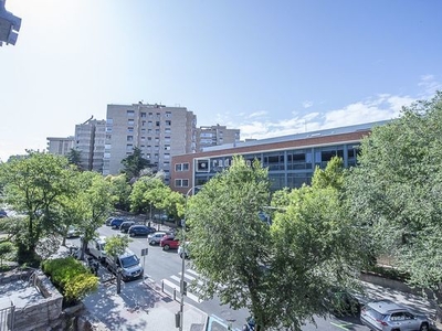 Piso en venta en AVENIDA PABLO IGLESIAS, Vallehermoso, Chamberí, Madrid, Madrid