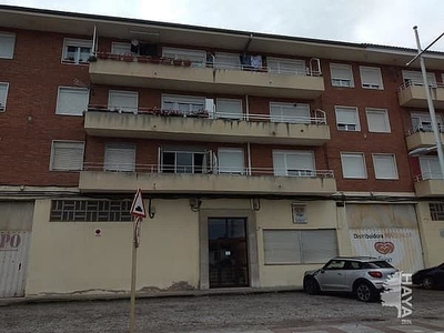 Piso en venta en Cerezo - Aspla - Torres de 3 habitaciones con terraza y calefacción