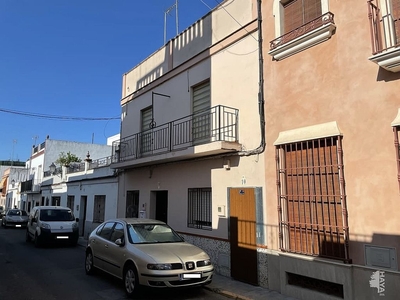 Piso en venta en Puebla del Río (La) de 3 habitaciones con terraza