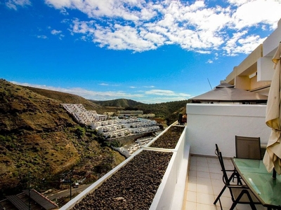 Piso en venta en Puerto Rico de 1 habitación con terraza y piscina