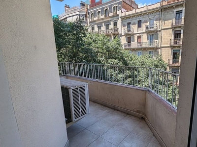 Venta de piso en Sant Antoni de 3 habitaciones con balcón y calefacción