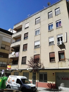Venta de piso en Villena de 6 habitaciones con terraza y balcón