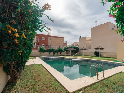 Venta de casa con piscina y terraza en Aguadulce, Campillo del moro