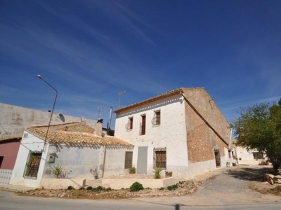 Casa adosada en venta en Las Encebras-Torre del Rico-Cañada del Trigo, Jumilla