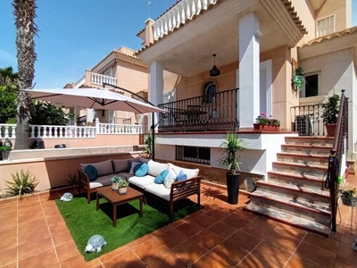 Chalet en Orihuela Costa