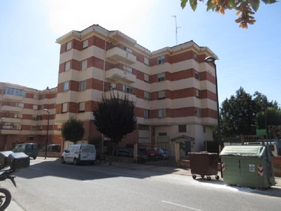 Piso en venta enc. solana(residencial la cabaña)...,villamediana de iregua,la rioja