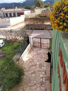 Venta de casa con terraza en Gata de Gorgos