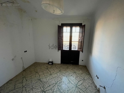 Casa de pueblo en venta en La Torre de l'Espanyol