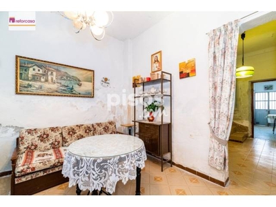 Casa en venta en Calle de la Fuente Alta en Fuente Vaqueros por 39.900 €