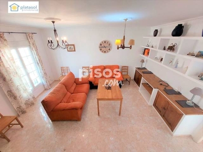 Casa en venta en Calle de Luis Cernuda en Gerena por 65.000 €