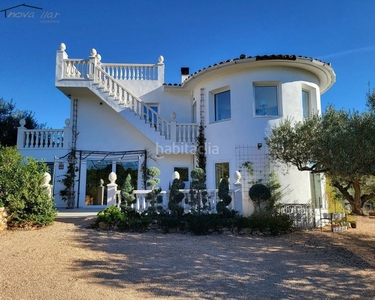 Casa magnífica casa independiente rodeada de olivos y pinares en Camarles