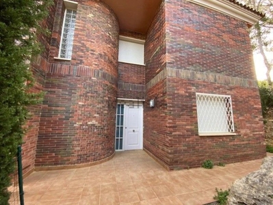 Casa o chalet independiente en venta en calle Conca de Barberà, 48