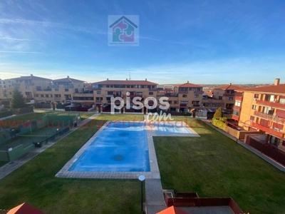 Dúplex en venta en Calle del Río Mondego en Vistahermosa-Lasalle-Tejares por 159.000 €