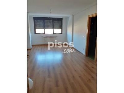 Piso en alquiler en Calle del Cornatel, 1 en San Esteban-Las Ventas por 480 €/mes