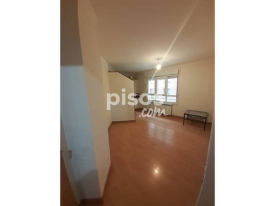 Piso en venta en Calle Saturnino fresno en Pumarín-Teatinos por 65.000 €