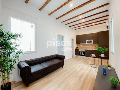 Piso en venta en Carrer de Palamós, cerca de Carrer de la Flor de Neu en El Turó de la Peira-Can Peguera por 130.000 €